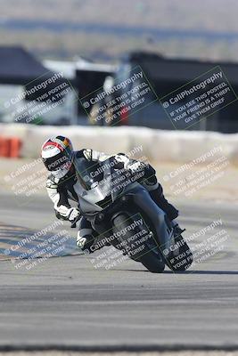 media/Sep-20-2025-Race Pace (Sat) [[d4e1b33f4d]]/Verified/Turn 2 (920am)/